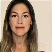 Buena capacidad de comunicación, y de simplificar conceptos complejos y transmitirlos de manera adecuada y sencilla.